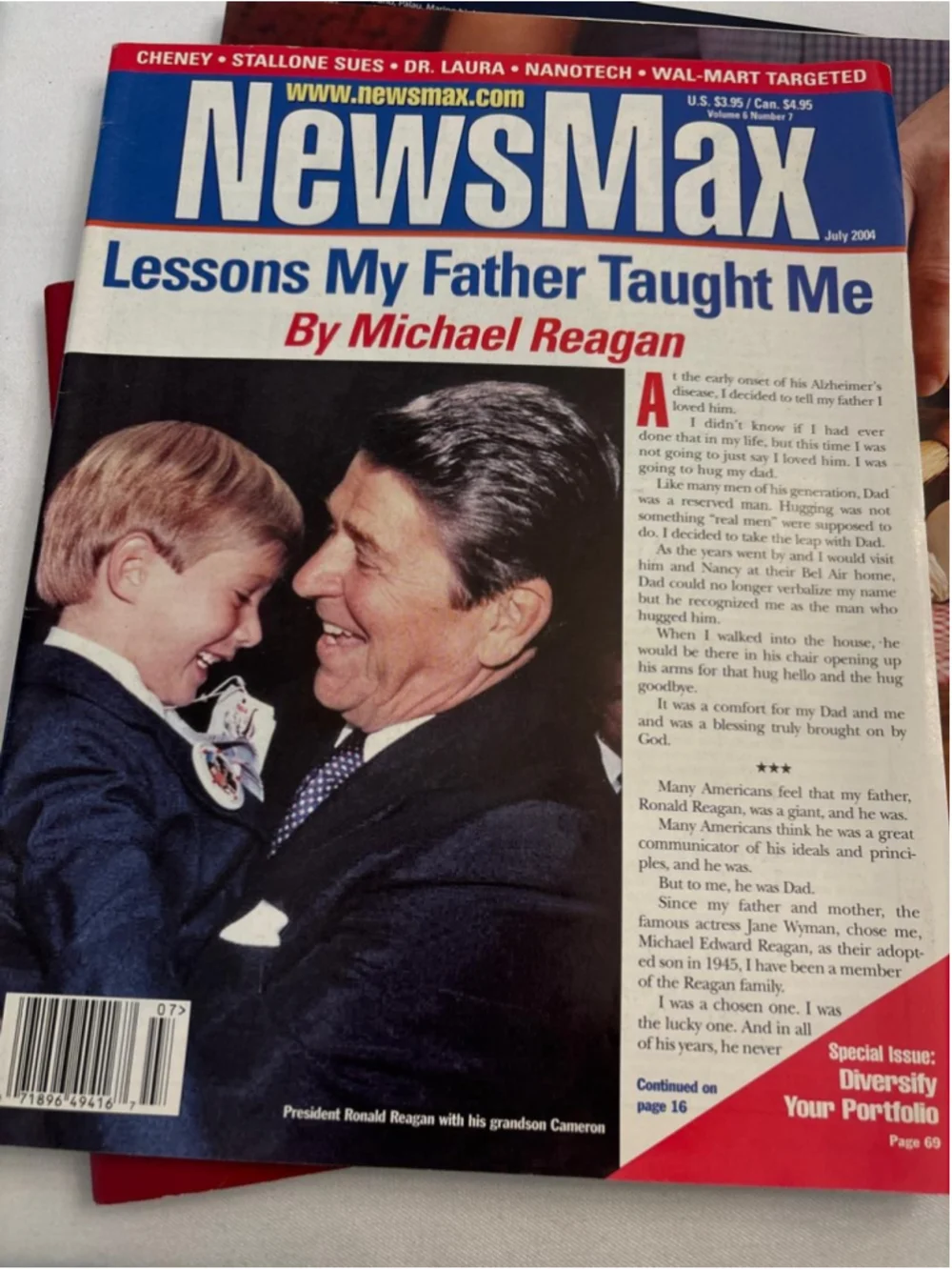 NewsMax July 2004 Magazine Ronald Reagan Cover One Size Blue Red #E42
